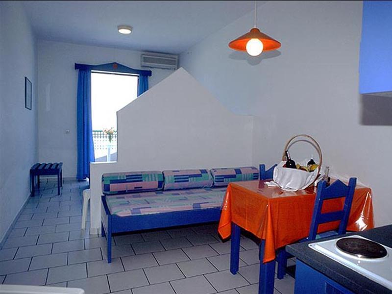 Апартаменти Flisvos Beach (Adults Only) Rethymno  Екстер'єр фото