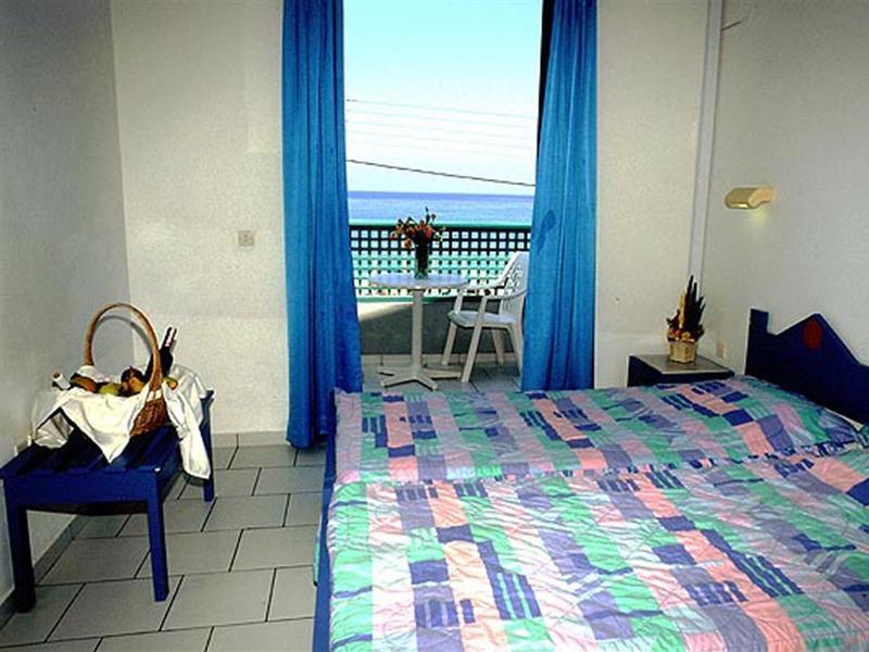 Апартаменти Flisvos Beach (Adults Only) Rethymno  Екстер'єр фото