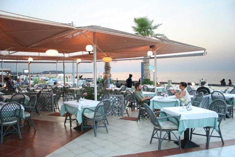 Апартаменти Flisvos Beach (Adults Only) Rethymno  Екстер'єр фото